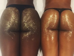 truthinthebooty: You know we had to sprinkle some glitter for the culture 