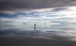 awkwardsituationist: photos of and by michael and taylor kittell from bolivia’s remote salar de uyuni salt flat. at over four thousand square miles, it’s the largest salt flat on the planet. and with a variation in surface elevation of less than