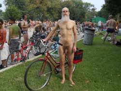 joey-blue:  Yes, this is ME [Joey Blue] at the 2011 Philadelphia Naked Bike Ride. I did it barefoot naked = nothing on at all. My beard was much shorter then. 