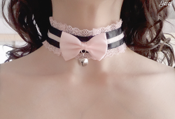 mynaughtyschoolgirl:  Oh my kitten, that is so pretty! You look so sweet and sexy with your collar!