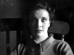 :  Vivien Leigh by Cyril Arapoff, 1936. 