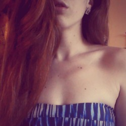 sex-like-a-nympho:  it was a collarbones day 