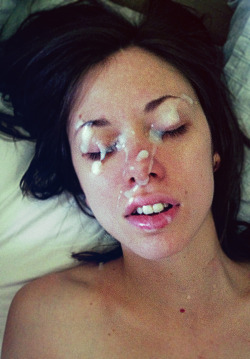 therescumonherface:  Isn’t this just lovely? Send in your own submissions and suggestions. I won’t post them if you don’t want me to (but why would you not want me to?). there’s cum on her face 