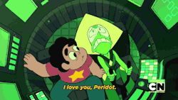 allthingsstevenuniverse:  predominantlynormal:  Okay but this scene is so important Peridot, who’s lived her entire life on homeworld, who doesn’t know what it’s like to care about where she came from, who has only ever been a single insignificant
