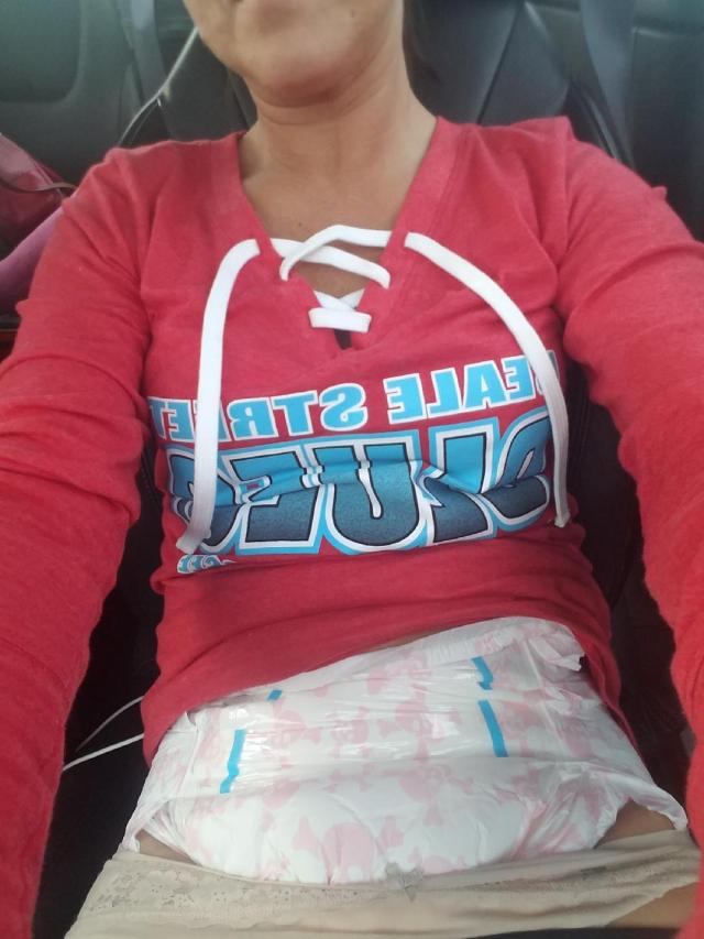 crinklyhusband-blog-deactivated:Here&rsquo;s a couple of pictures that we took last year on our trip down to Memphis. It was the wife&rsquo;s idea that we both wear diapers for the car ride to cut down on the stops for potty breaks. At one point I had