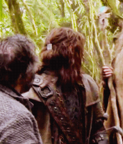  Aidan Turner being adorable behind the scenes of The Hobbit. 