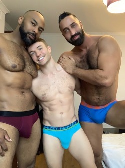 batlopeparis:  celebrate-inferiority: virgin-pussyboy:  thegabrielcross:  What more could I ask for?  Coming soon…. JustFor.Fans/GabrielCrossXXX    What a lucky boy ☺️  Gave himself over to the harem, and couldn’t be happier with his Arab masters.