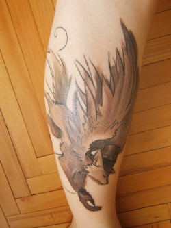foxintwilight:  This tattoo wasn’t made by me, nor on me. I just made the design This was the second tattoo design commission for kiikrindar and here you can see the results! (It’s on a leg, btw) I strongly encourage you to share the outcomes of your