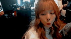 haseuli:12/∞ — completely necessary gifs of vivi ♡