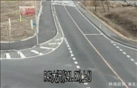 avidoatlion:  lifemocker:  thejordanator:  An expertly done three point turn  Weren’t expecting that house  #I have never seen someone nope that hard before 