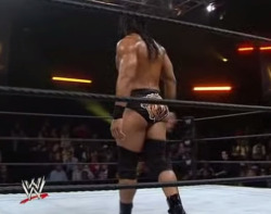 roxymaniaaa:  Roman’s ass is such a distraction man like damn, I can’t even innocently watch these old matches without tilting my head to the side &amp; ogling it! Ughhh.  