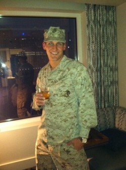militarymencollection:  military men collection  Hot love a man in uniform ;)