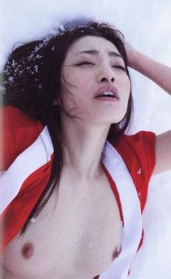 goodmorningm0therfucker:  Ai no Kawaki Nude Photobook© Ryu Enami 
