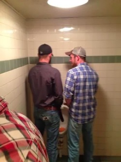 aboyneedshisdaddy:  I knew that this wasn’t an ordinary men’s room when we walked in and saw two men peeing into the same urinal start to kiss.