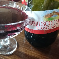 #leisure #traveler #Wine 🍷 #Lambrusco #Rosso