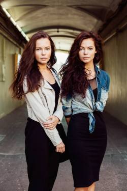 1010 twins from russia #twingirls