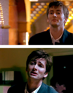 weeping-who-girl:  David Tennant singing his precious little heart out 