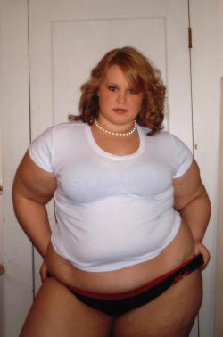 Pretty fat Amanda&hellip; Amanda/Foxy Roxxie 53-52-64 46D 5'4&quot; 400 lbs. 182 kg BMI 68.7  	 /- 