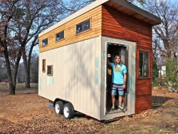 tinyhousedarling:  College Student Builds Tiny House to Graduate Debt Free