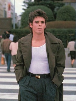 ponyboys-greaser:  80slove:  Tommy Howell  *screaming* 