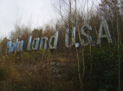 creepyabandonedplaces:  Holy Land USAWaterbury, Connecticut  Holy Land USA was once an 18 acre Bible-themed park located in Waterbury, Connecticut. The park had about 40,000 visitors a year until it closed in 1984 for renovations. Holy Land USA never