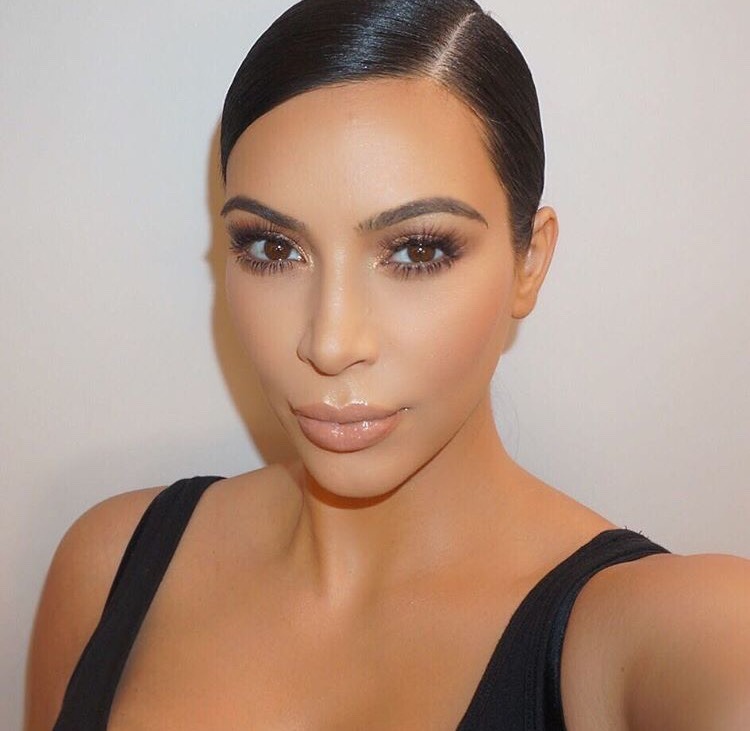 Kim kardashian contour