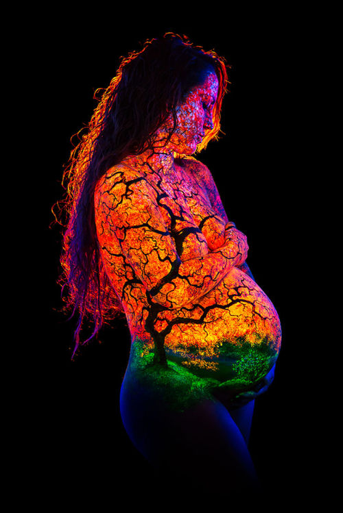 Glow in the dark body paint nude