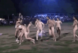 notashamedtobemen:  Nudi: These Italian rugby teams have fun playing nude. They aren’t ashamed of their manhood. The equipment manager might be bored, but the fans aren’t.