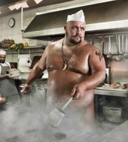 bigbellies:  Hot naked chef.
