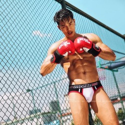 xieziqiu:Summer boy #hothunk #hot #suits #hotboy #underwear #underwearmen #underwearmodel #asianboy #asianguy #asiansexy #asianboys #muscle