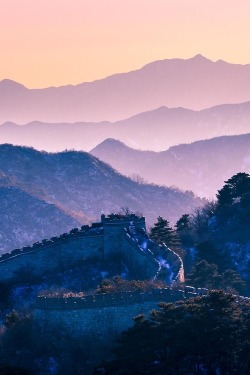 0rient-express:  The Great Wall | by qiao liang.