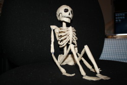 Bill the skeleton thinking about life