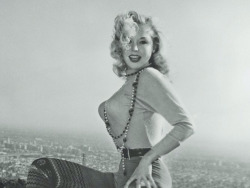 bimbopartygirl:  Betty Brosmer. 50’s Pinup Girl. “Betty’s classic beauty put her on over 300 magazine covers and books.Betty had the greatest hourglass figure of all time:   38-18-36 (inches).She was in thousands of magazine spreads.Her face appeared