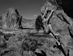 naktivated:  winters-summer-home:  Climbing nudes Dean Fidelman    Free climbing.