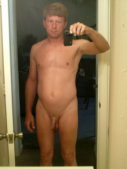 David Steckel naked in mirror.Thanks for the submission! 