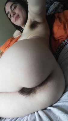 eroicaforest: Butt crack fluff ;)  Email me at eroicaforest@gmail.com for more bushy wonders - high quality photos and full length videos! :*  love this hairy ass
