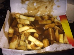 pussywag0n:  Hot chips with chicken salt &amp; gravy. Love in a box.
