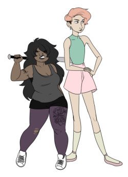 missgreeneyart:Amethyst and Pearl as humans. I didn’t really give much thought to the fact that they should be standing on the same surface.