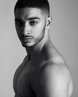 melaninmuscle:Laith Ashley in black and white