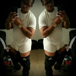kstylez29:  #thick #gay #gaymen  #chaser #bearlover #chubbychaser #beef #thighs