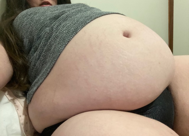 thicquex:End of day one of stuffing myself however I want. How does it look like I went? I have to go to bed now, but this won’t all end up as extra fat&hellip;. right?