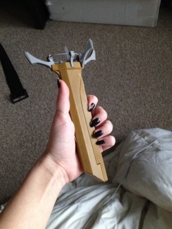 spooky-danger:  Here it is! Corvo’s folding blade from Dishonored. Needs some cleaning up and a paint job, but I think it’s pretty damn cool (I was threatening all of the Kreo guys with it). The first gif is the motion to open it, the second gif to