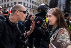 antifascistaction: nevver: Girl Scouts of the Czech Republic Girl scouts vs neo-nazis 