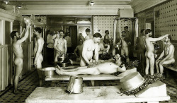 artradish:  vintage photo - Turkish bath 