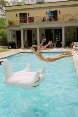 jasonleeparry:  Film of Erin Axtell shot in the Hamptons by Jason Lee Parry 