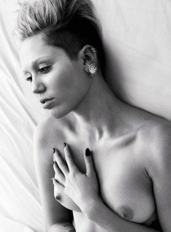 gotcelebsnaked:  Miley Cyrus - nude in W Magazine (March 2014)