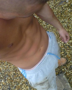 horny-uk-lad:  Builder on the beach roll on summer
