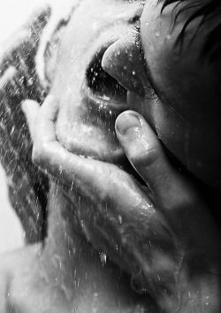 tigre75:  SHOWER TIME ;)))))))Tigre75  Just showered by myself&hellip;. Wish you was here to help me take advantage of the big showers here at the station&hellip;.💋