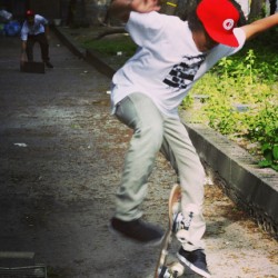 @hawaii_nyc #ocd #ocdnyc #d'evils #logosnap #dj #skate #skateboardin #sk8 #youngneff #lilhomie #tagforlikes #modelappreciation #repeverywhere