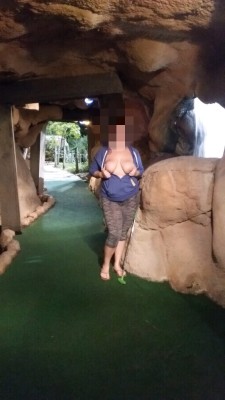 fcukbears-gethoney:  Just a regular friday night of mini golfing. Of course I lost bc ladyK kept cheating and flashing me every time it was my turn so I’d be distracted  Fun!!
